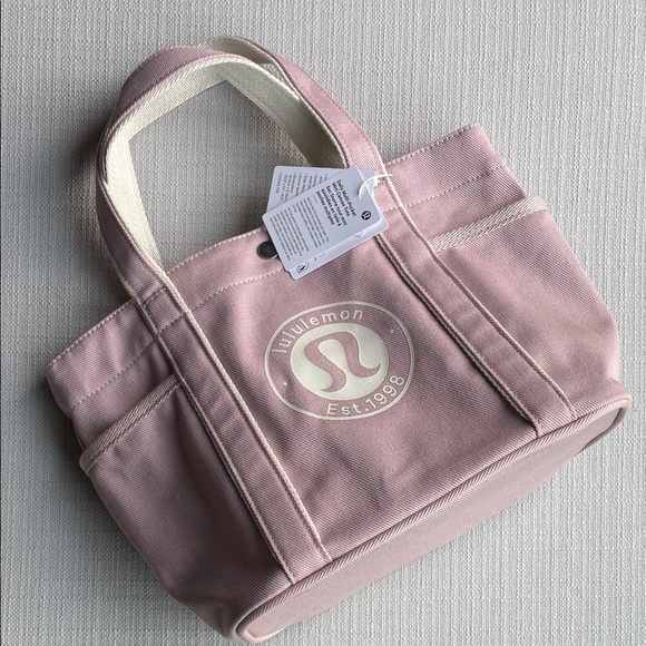 Lululemon Daily Multi-Pocket Mini Canvas Tote Bag 6.5L - mink berry light ivory - Picture 12 of 15